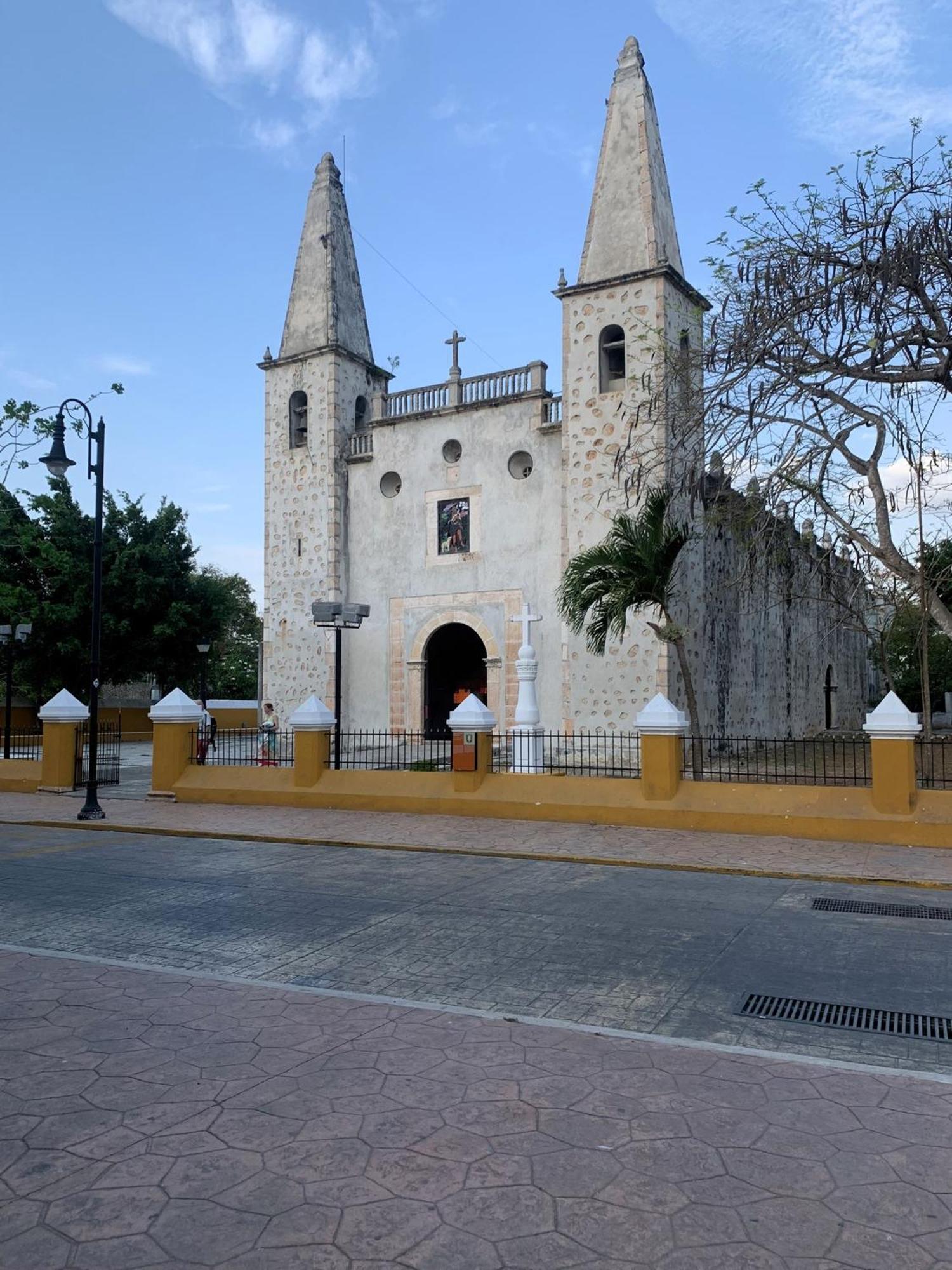 In Wotoch Departamentos Con Estacionamiento Lägenhet Valladolid  Exteriör bild